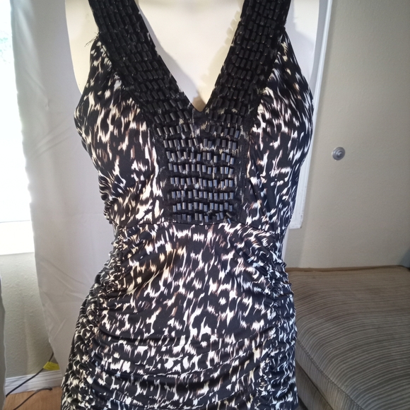 George Monochrome Patterned Dress - Picture 1 of 2
